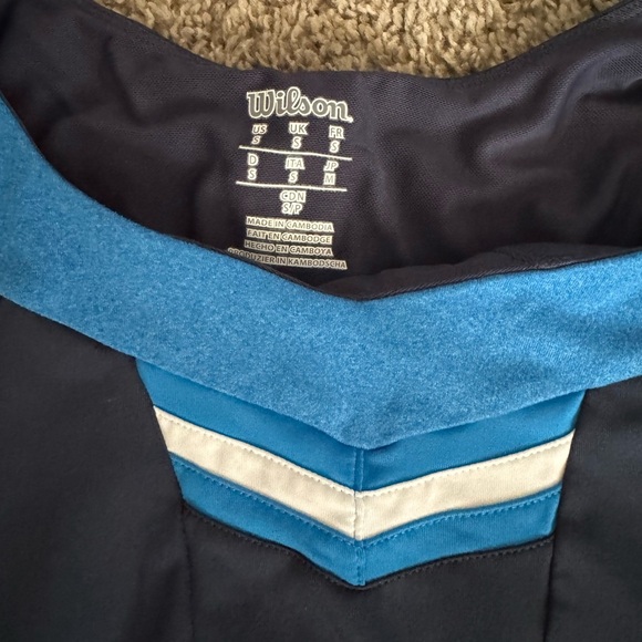 Bundle Lot Of Activewear Tops Women Size Small Tank Top Sports Bra Nike Wilson - Picture 3 of 5